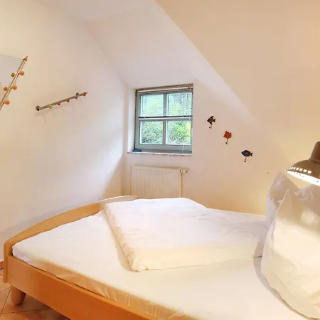 Apartment Haus Sudstrand 8 Goehren (Ruegen)