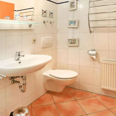 Haus Sudstrand 8 * Goehren (Ruegen)