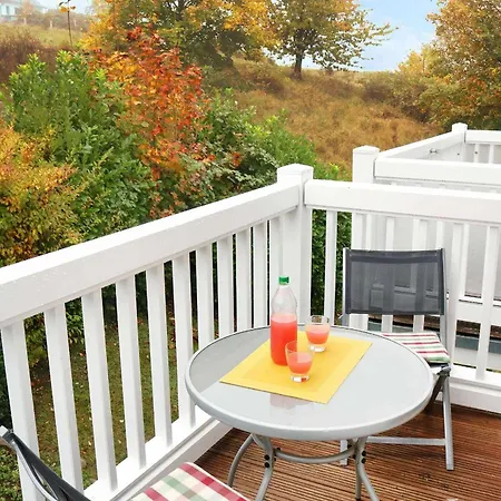 Haus Sudstrand 8 Apartment Goehren (Ruegen)